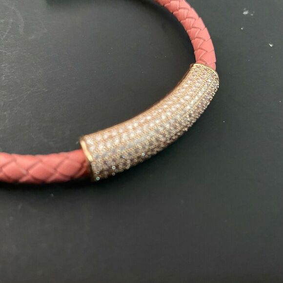 Icon Forever Bracelet Rose Braided Leather Pave Crystal Magnetic Closure - Picture 7 of 7